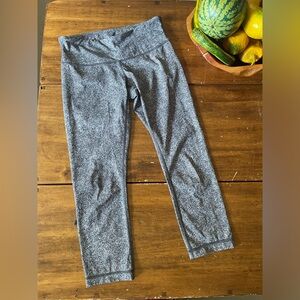 Lululemon High Times Crop Rio Mist White Black Cropped Leggings Womens Size 6